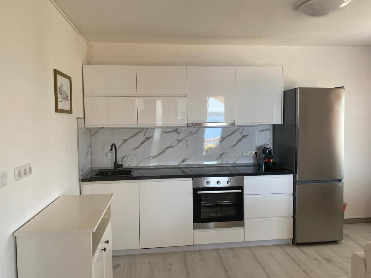 Apartments Jasmina Vinišće Zewnętrze zdjęcie