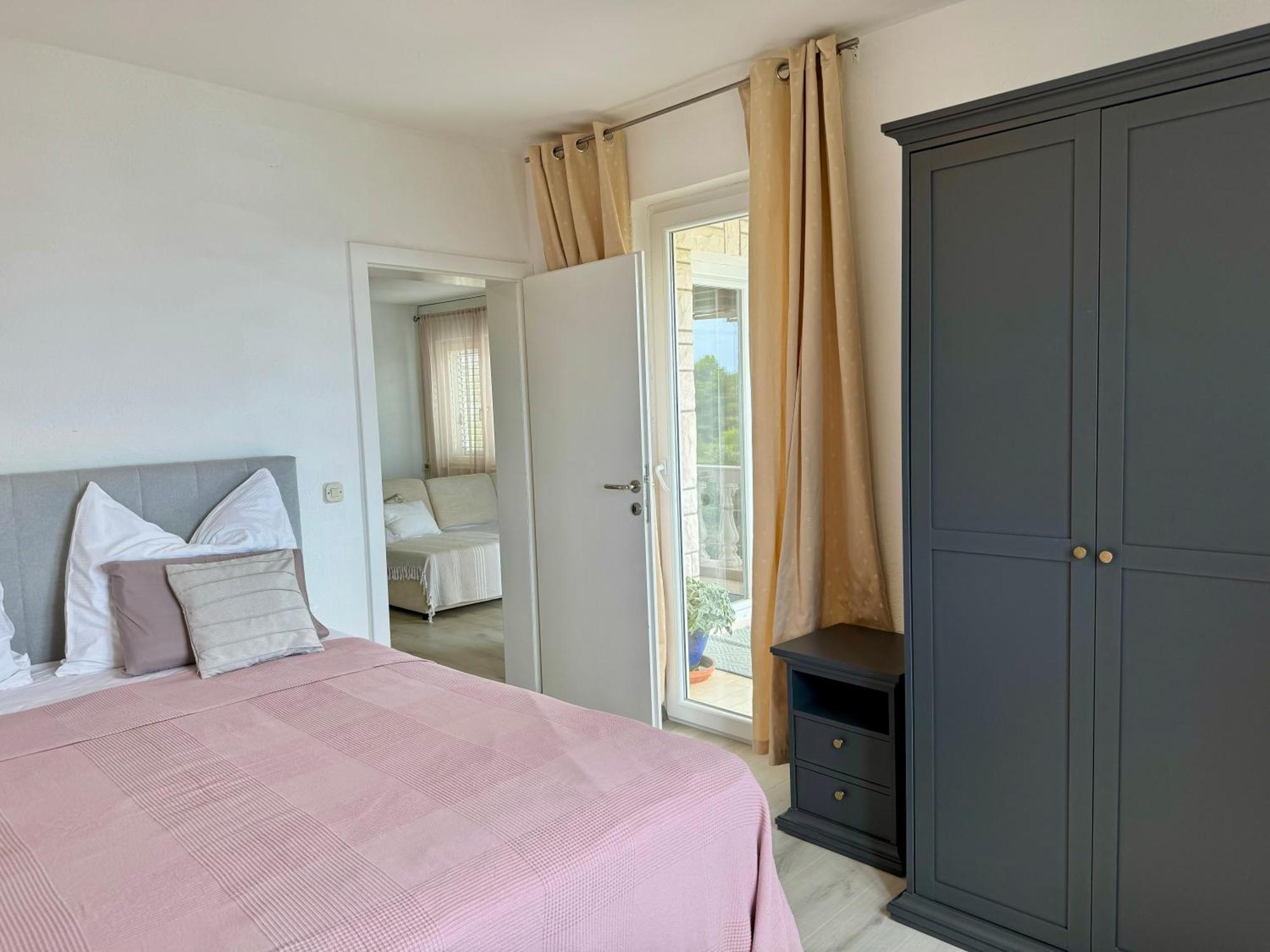 Apartments Jasmina Vinišće Zewnętrze zdjęcie